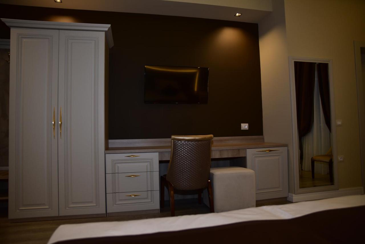 The King Hotel 4*