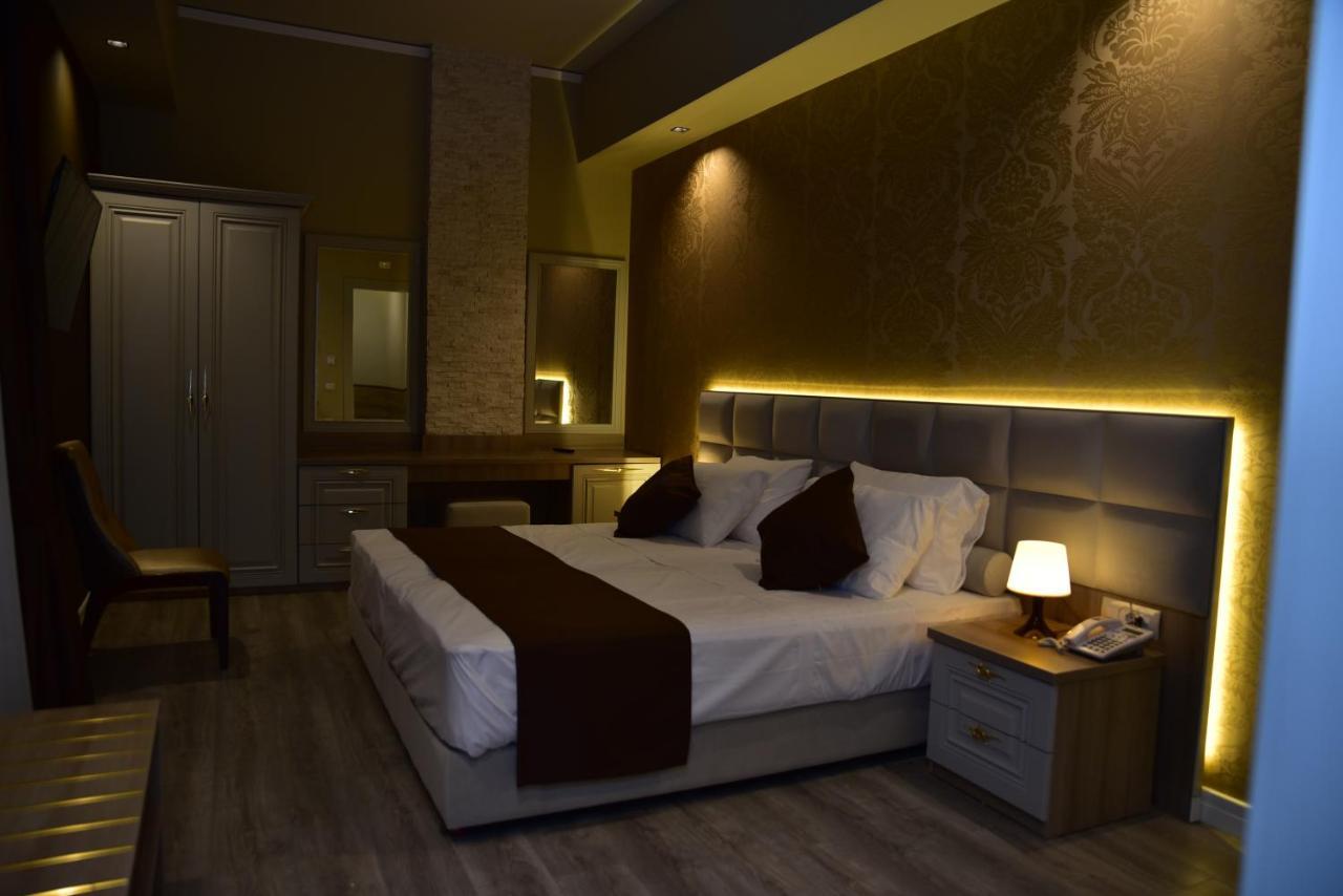The King Hotel 4*